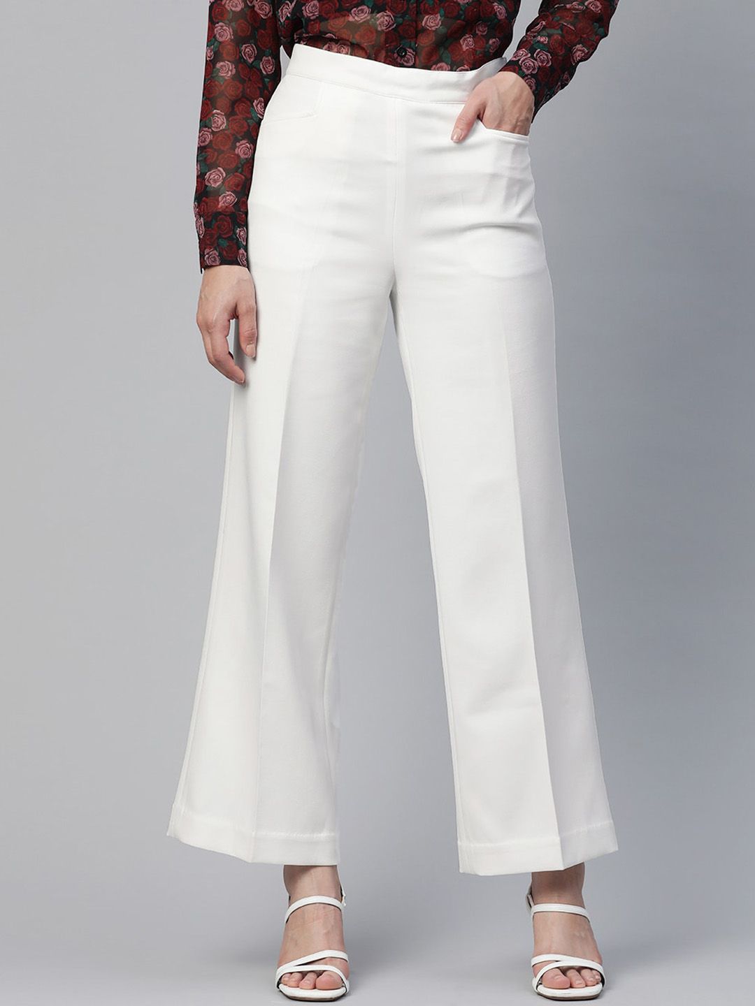Women Classic Regular Fit Mid-Rise Parallel Trousers