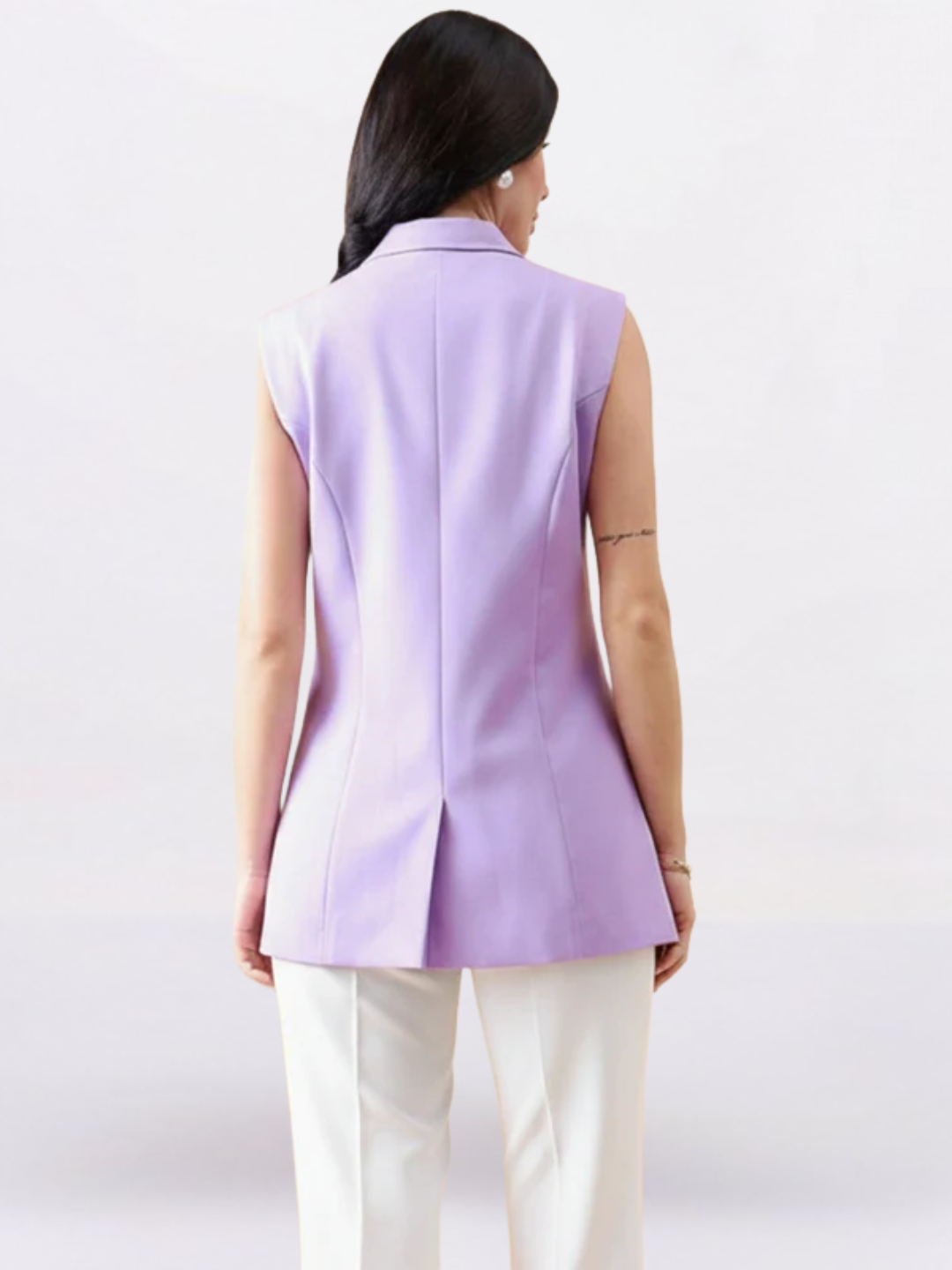 Women Lavender V-Neck Sleeveless Top