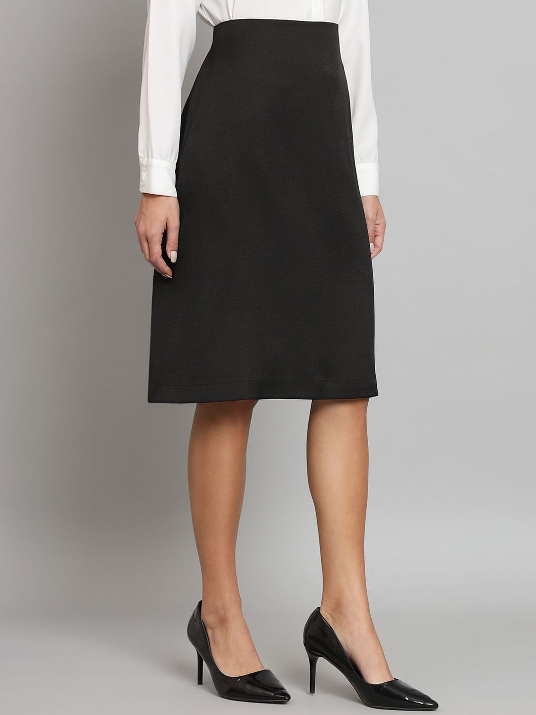 Women A-Line Moss Skirt- Black
