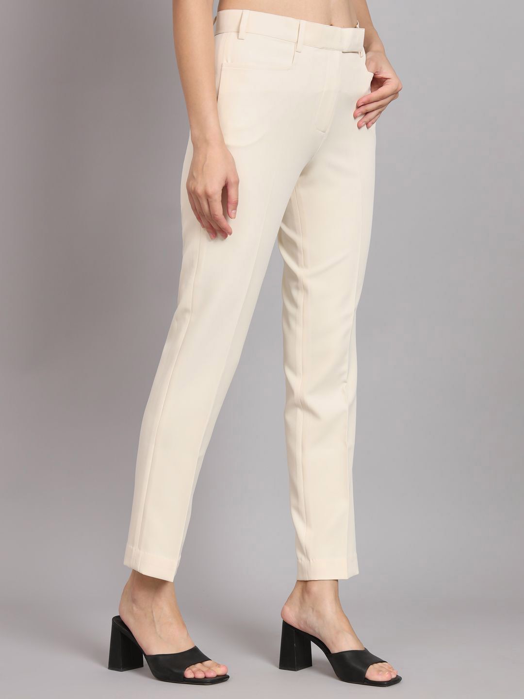 Women Comfort Mid-Rise Slim Fit Chinos