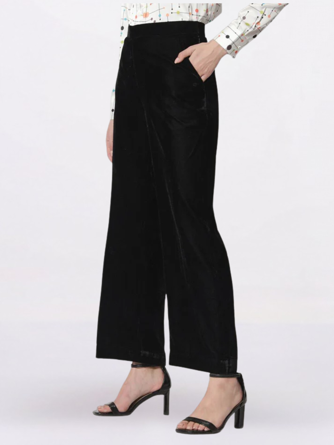 Women Tailored Relaxed Fit Mid Rise Flat Front Parallel Trousers
