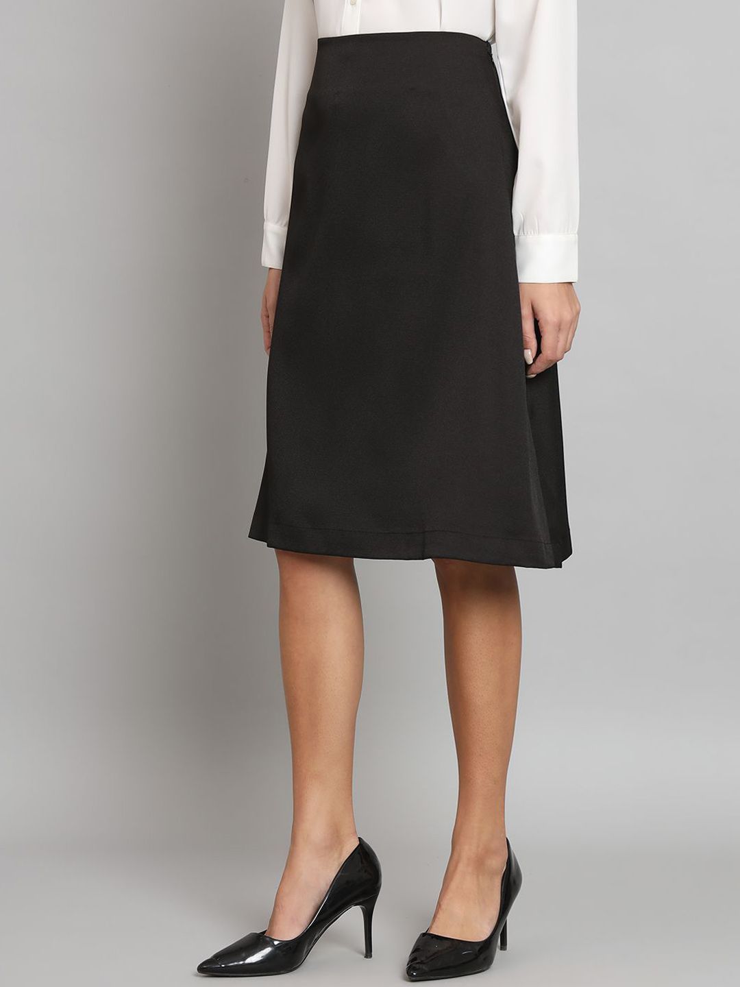 Women A-Line Moss Skirt- Black