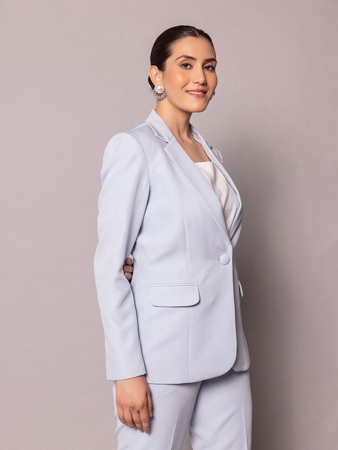 Women Notch Collar Stretchable Pant Suit
