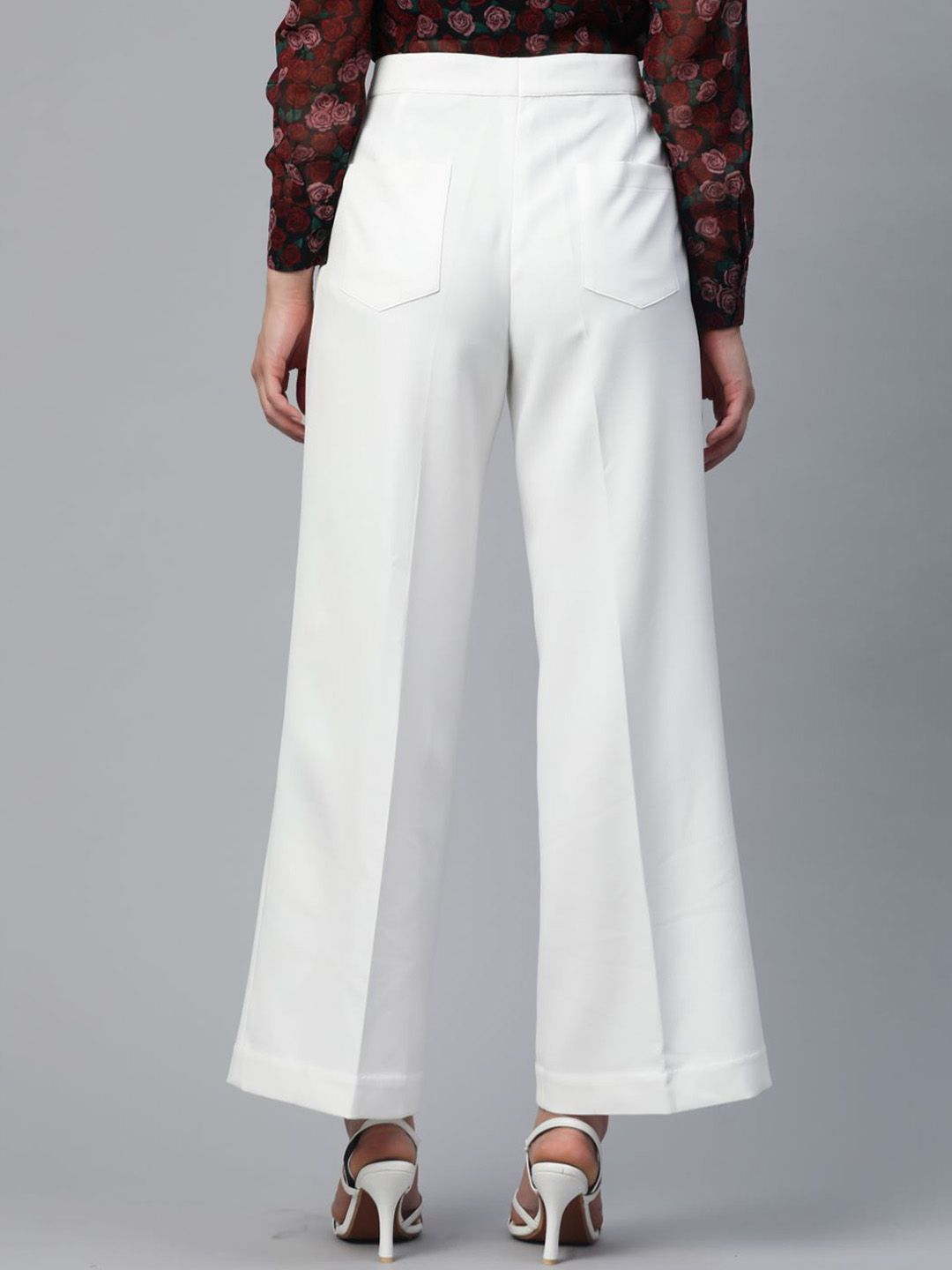 Women Classic Regular Fit Mid-Rise Parallel Trousers