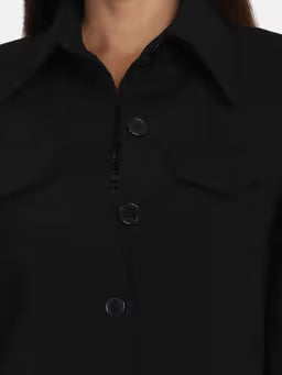 Formal Black Overcoat with Spread Collar and Button Closure