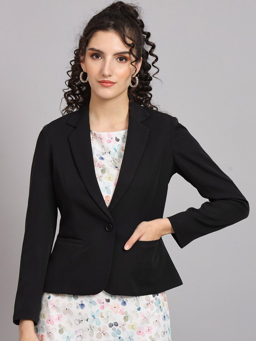 Women Notched Lapel Comfort-Fit Blazers