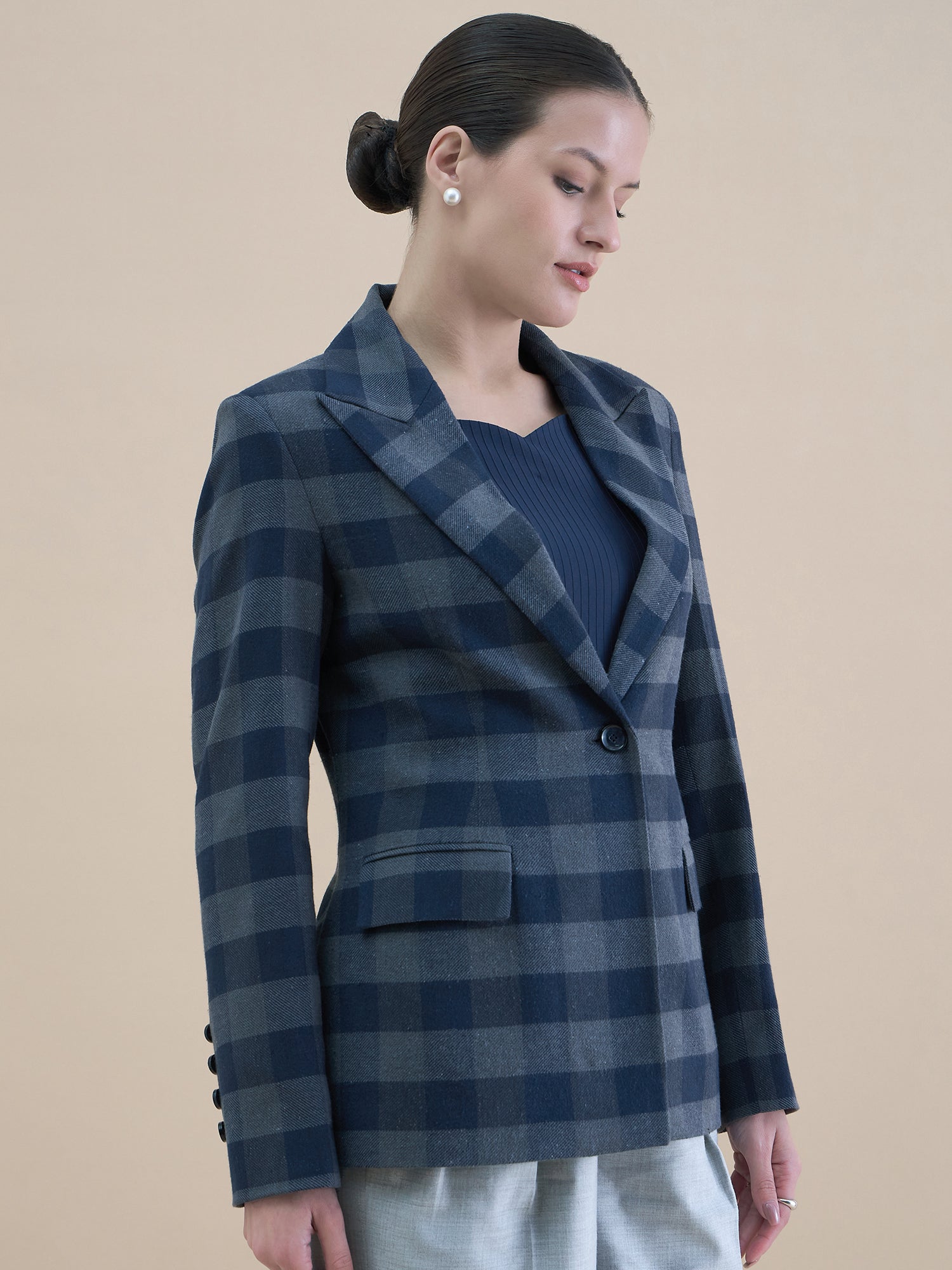Single Breasted Checkered Wool Blend Notch Collar Blazer