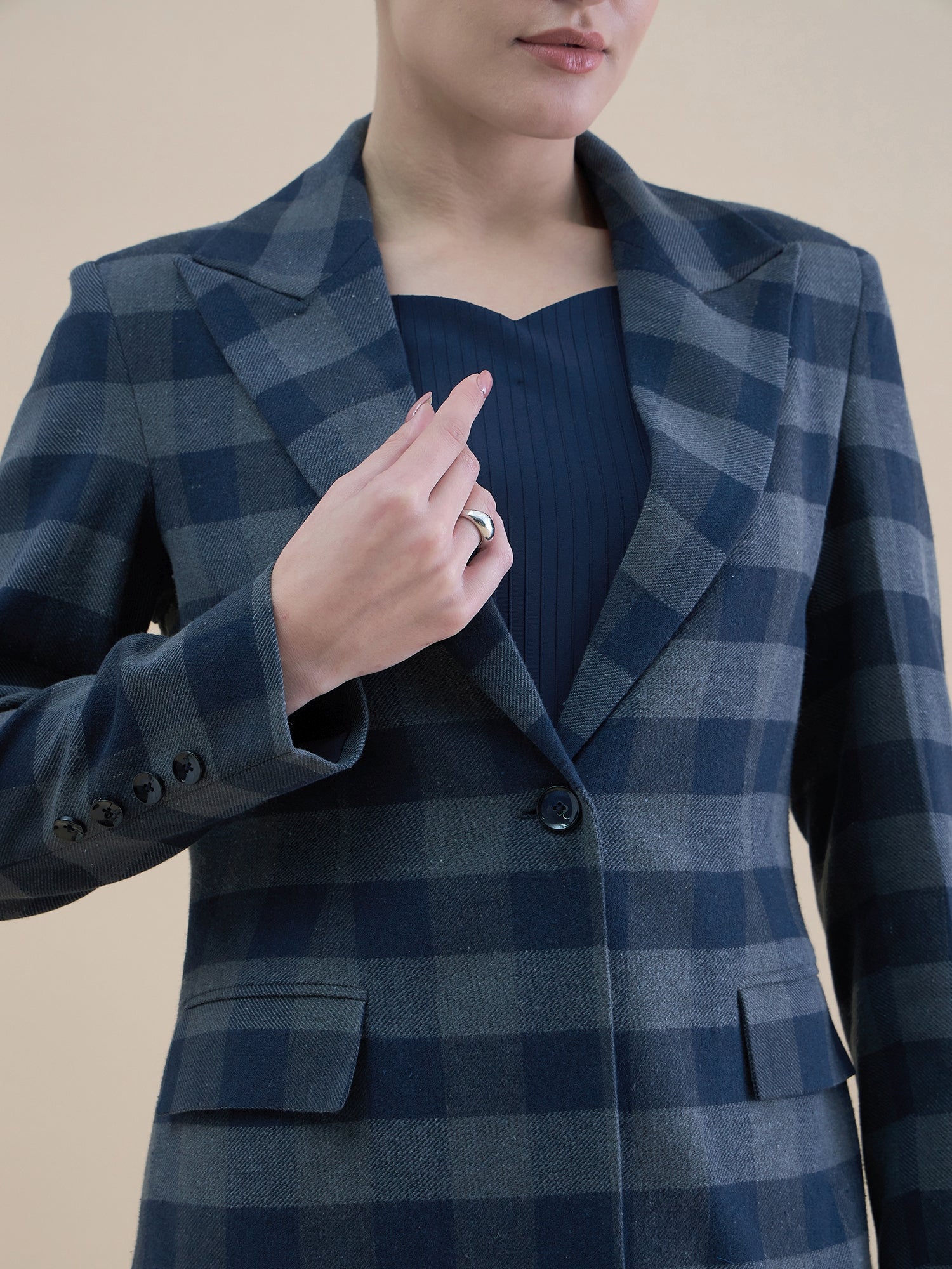 Single Breasted Checkered Wool Blend Notch Collar Blazer