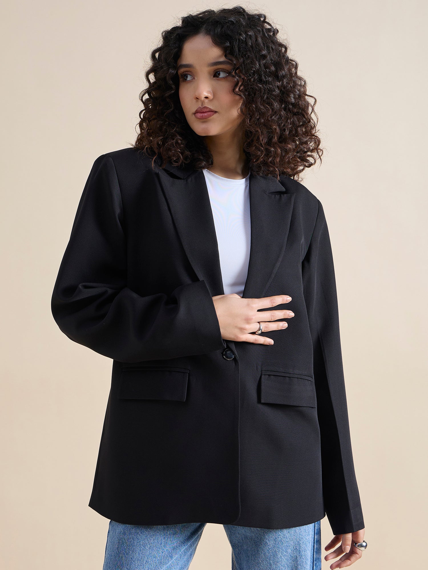 Women Oversized Fit Single Breasted Notched Lapel Collar Blazer