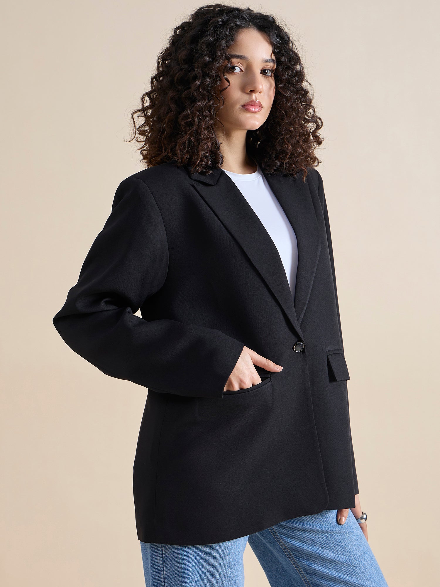 Women Oversized Fit Single Breasted Notched Lapel Collar Blazer