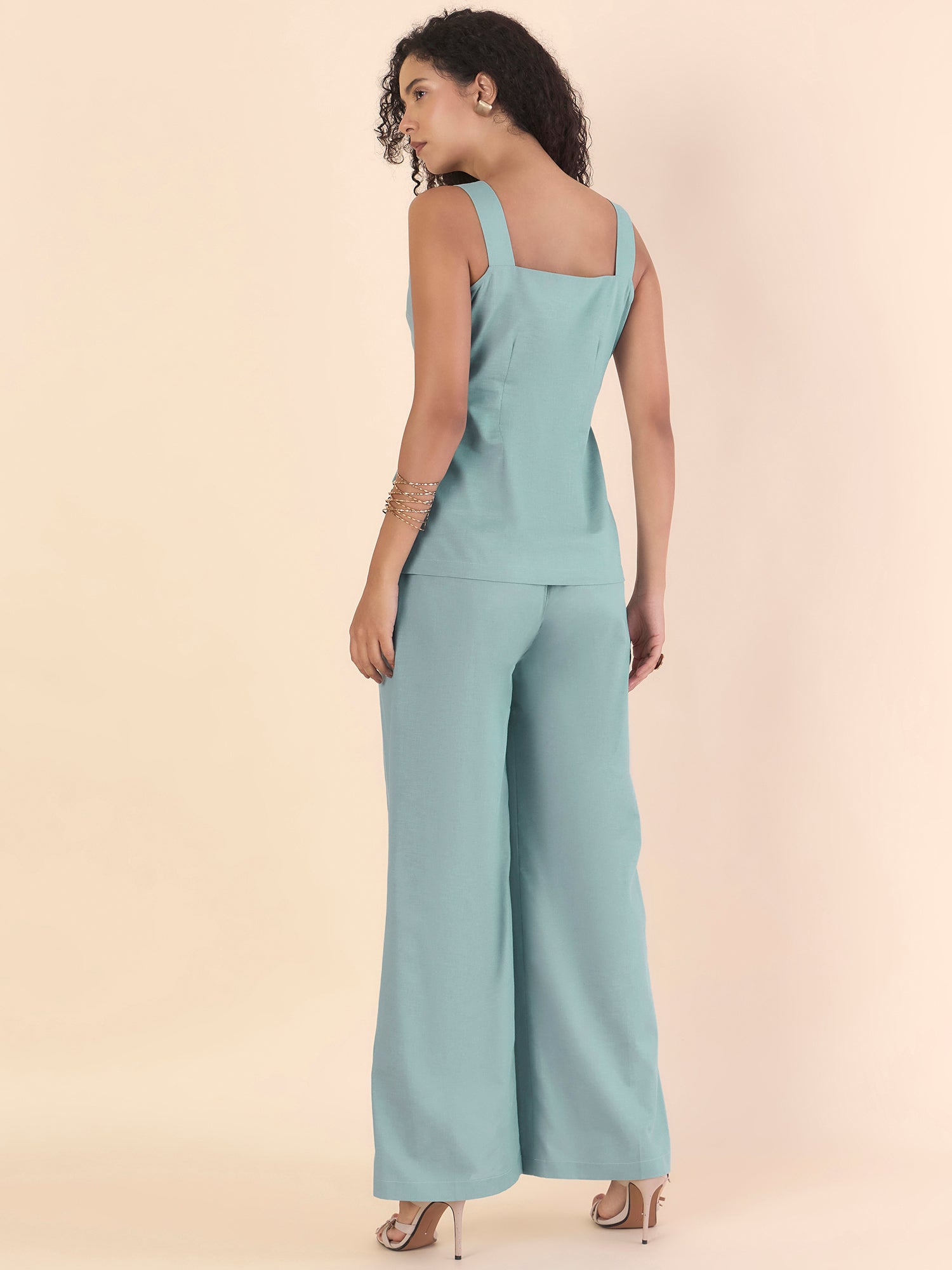 Light-Blue Breezy Women Sweet Heart-Neckline Vest With Straight Relax-Fit Cotton-Blend Co-ord Set