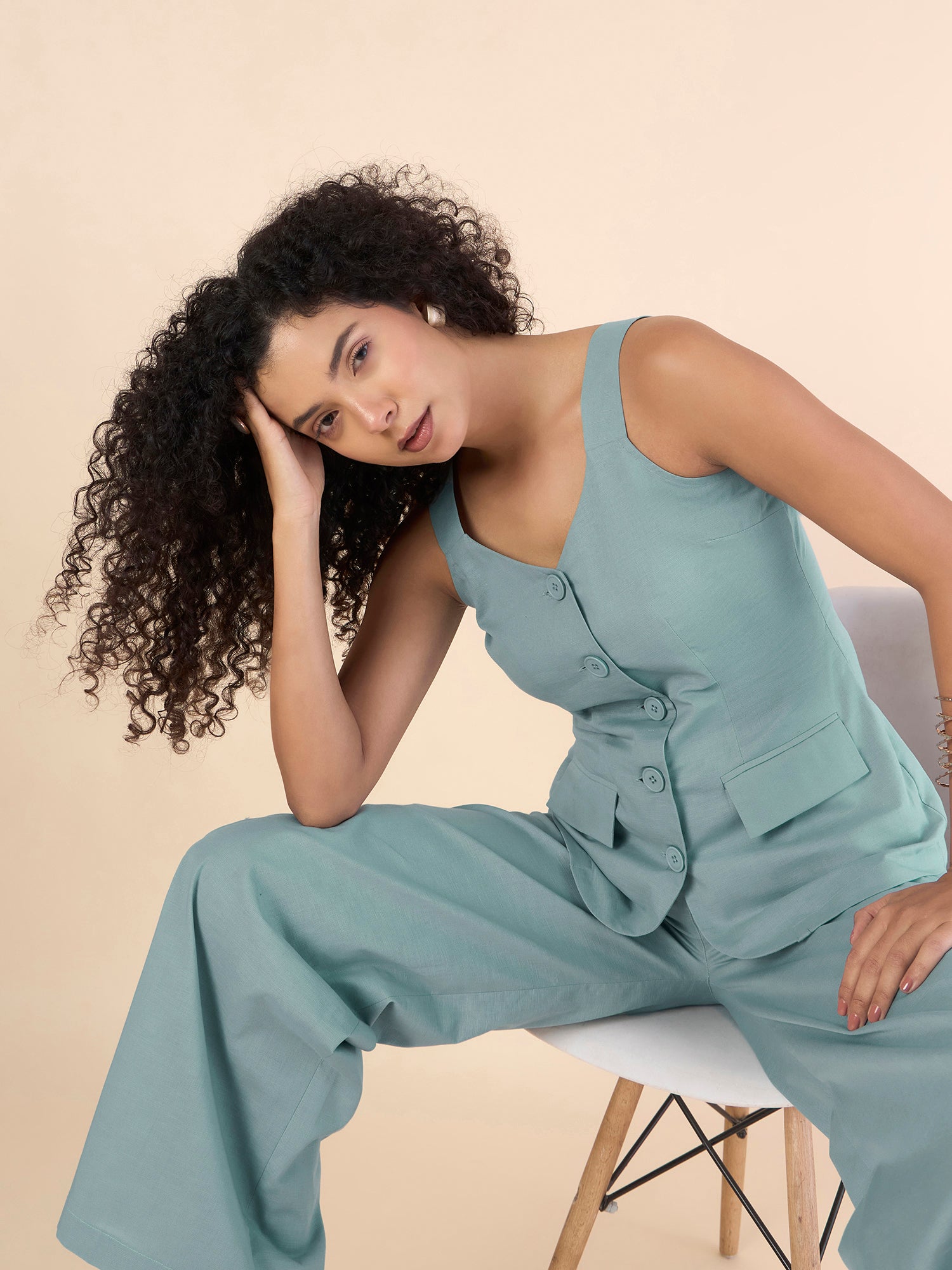 Light-Blue Breezy Women Sweet Heart-Neckline Vest With Straight Relax-Fit Cotton-Blend Co-ord Set