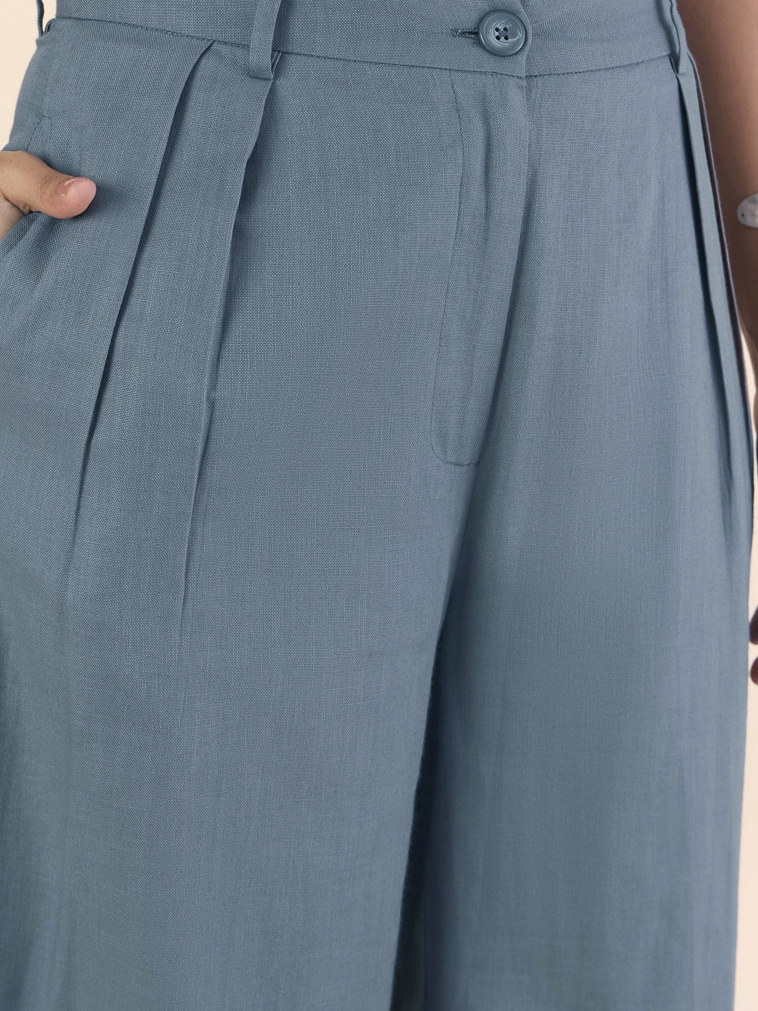 Grey Casual Chic V neckline Button Closure Vest With Double Pleated Cotton Relaxed-Fit Co-ord Set