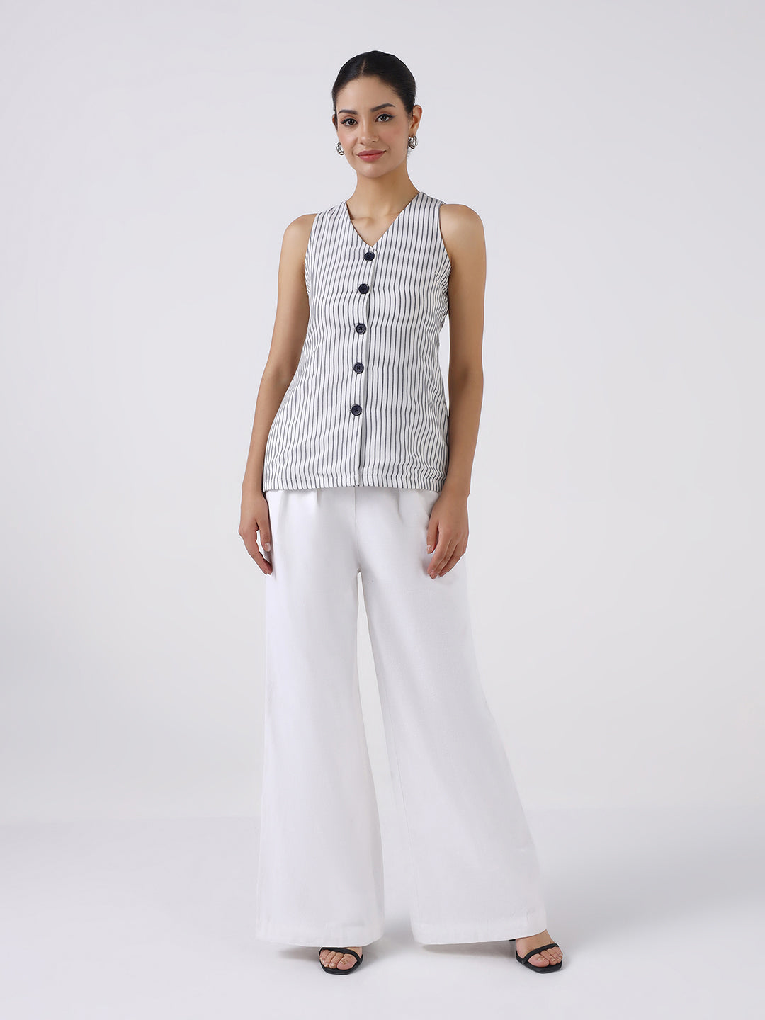 Women White Sleeveless Co-Ord Set