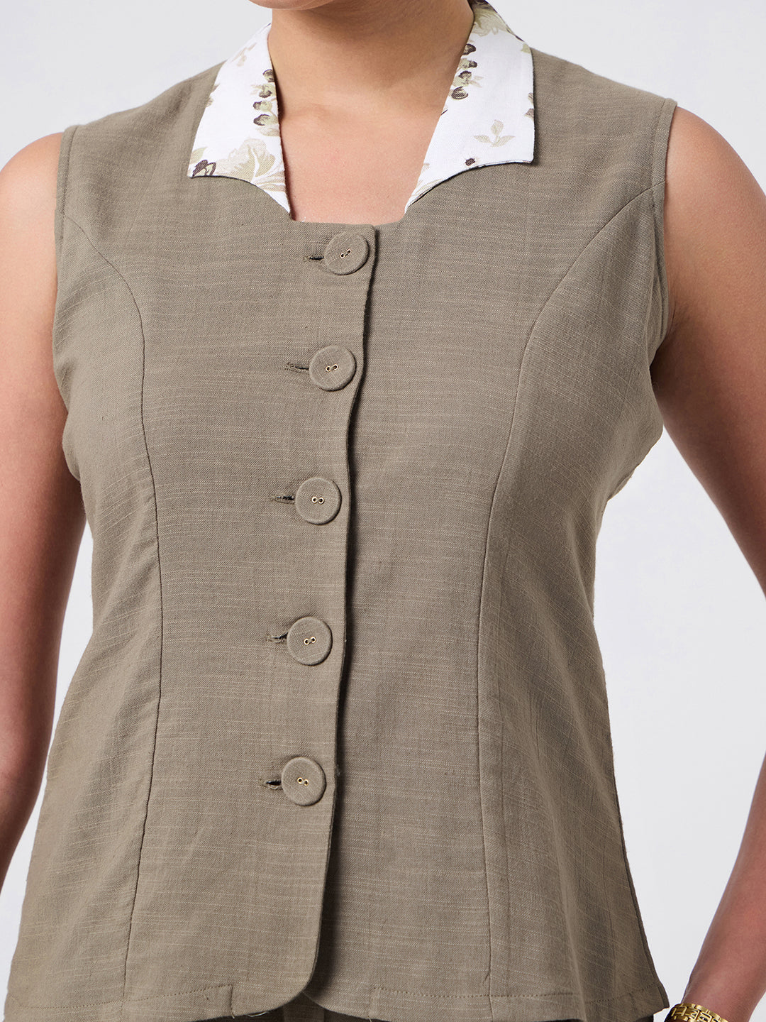 Women Olive Green Sleeveless Co-ords
