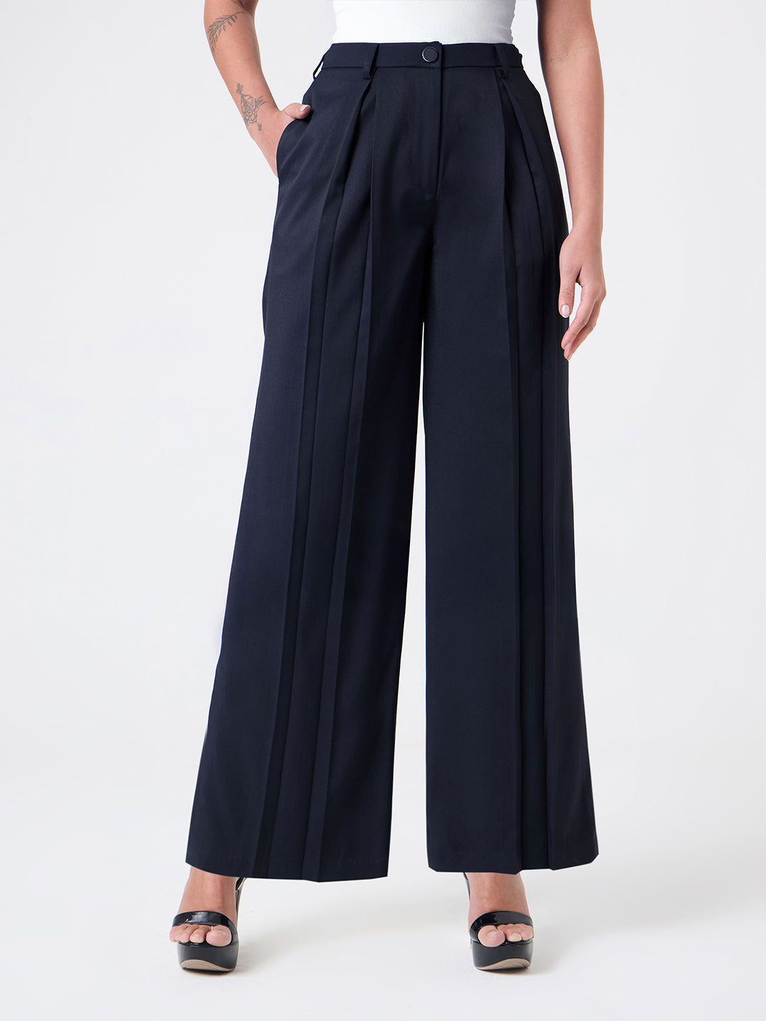 Women Rust & Navy Blue Sleeveless Co-ord Set