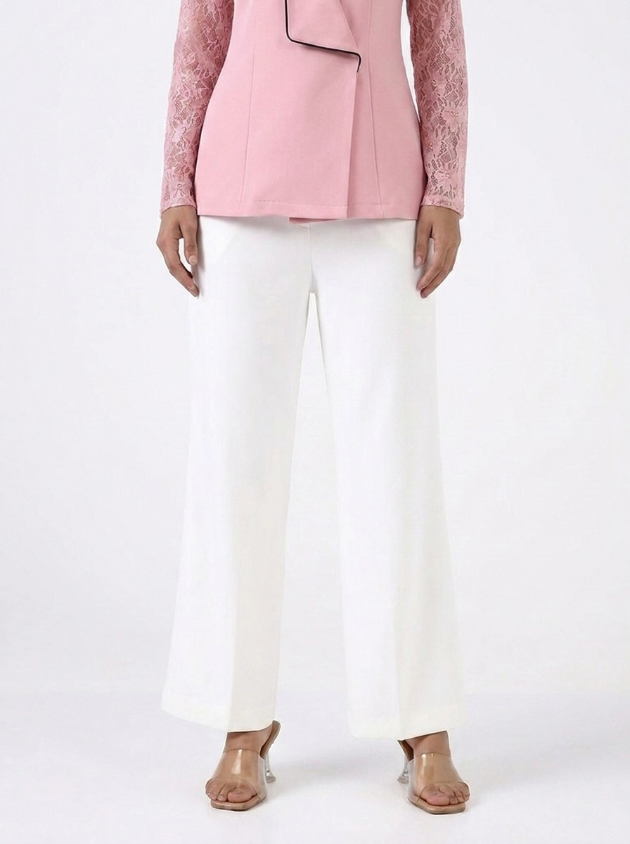 Women Classic Regular Fit Mid-Rise Parallel Trousers