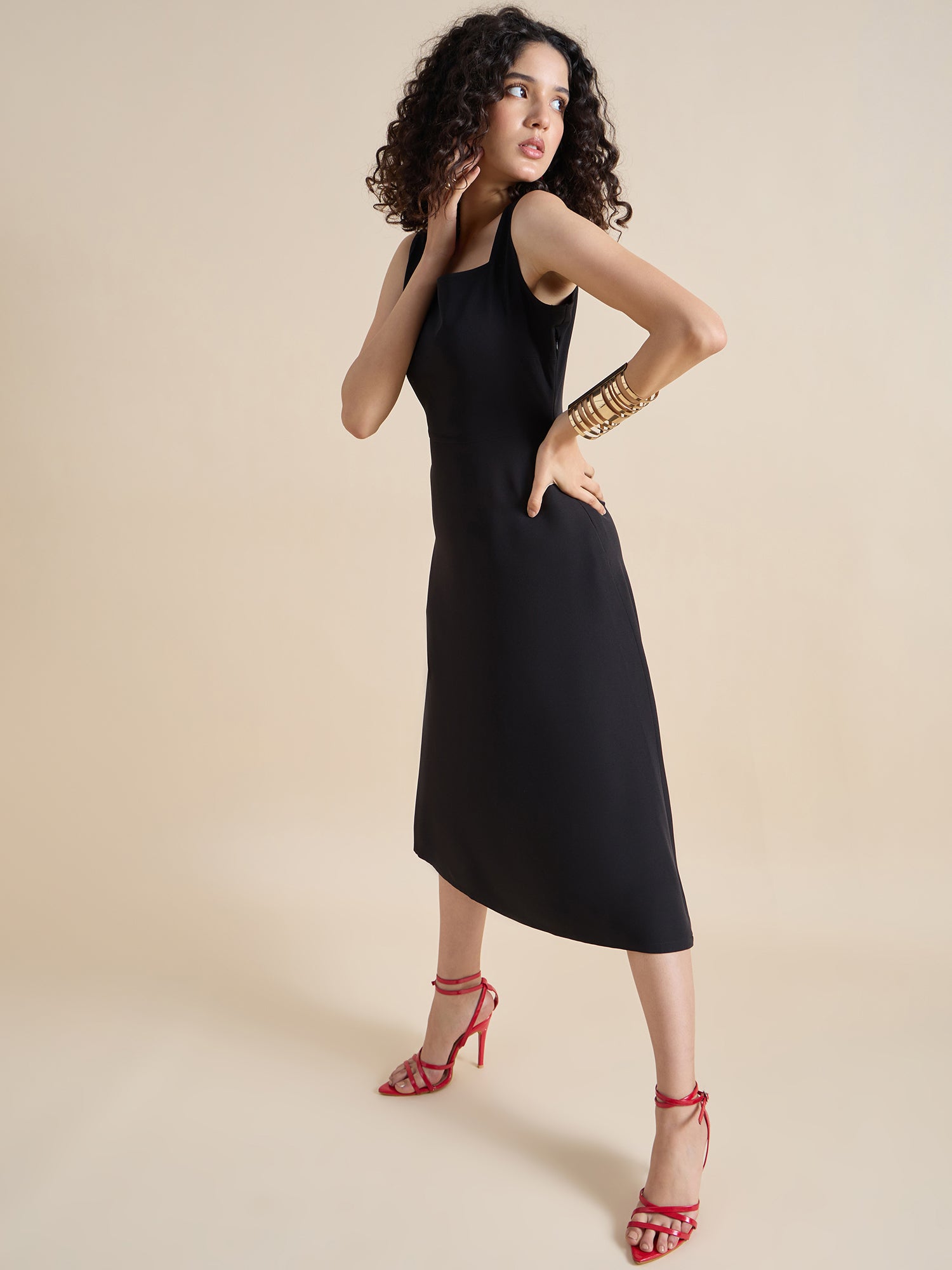Square Neck Sleeveless Plain Colour Midi Dress