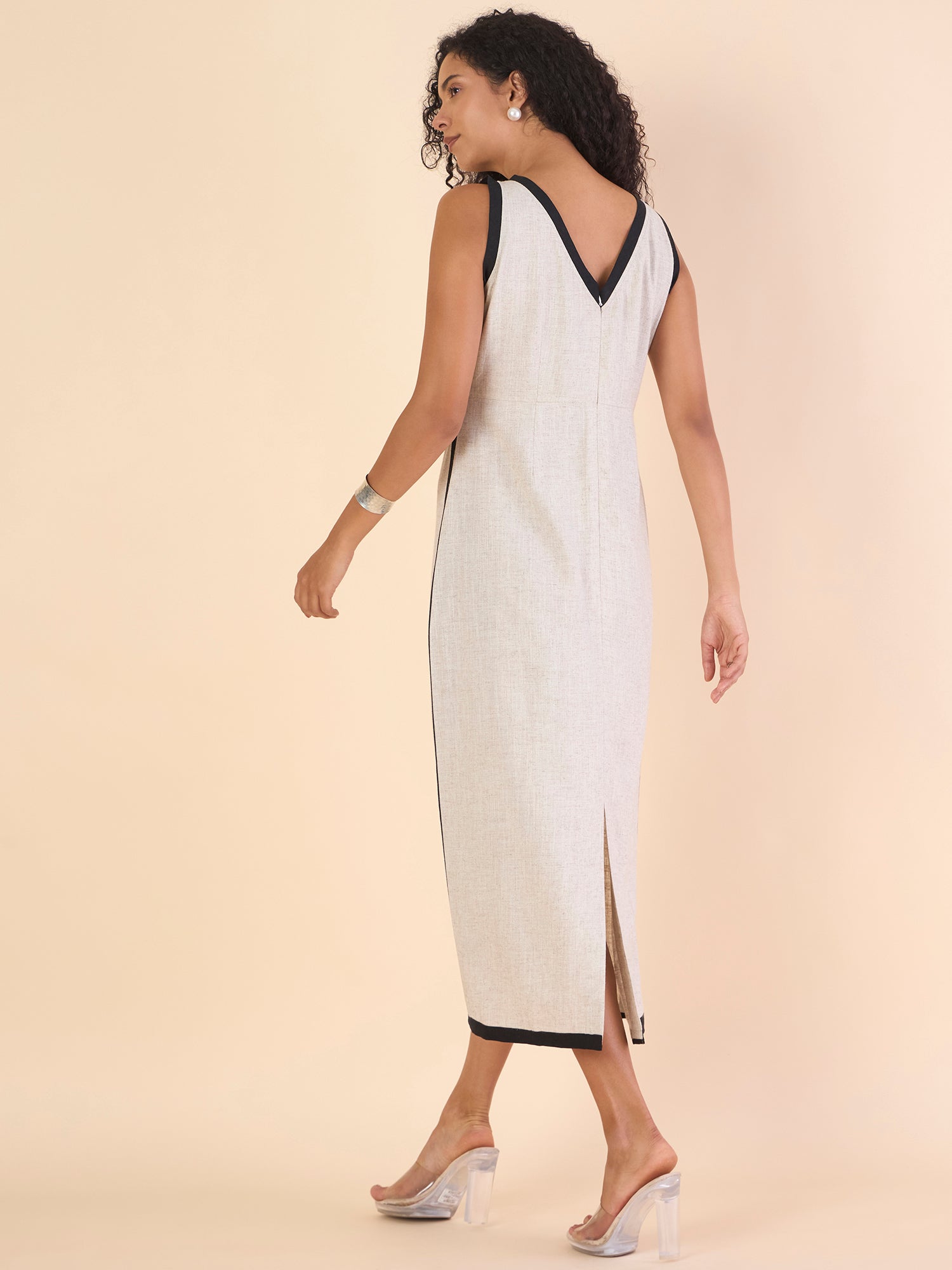 Women Boat Neck Sleeveless Maxi Dress