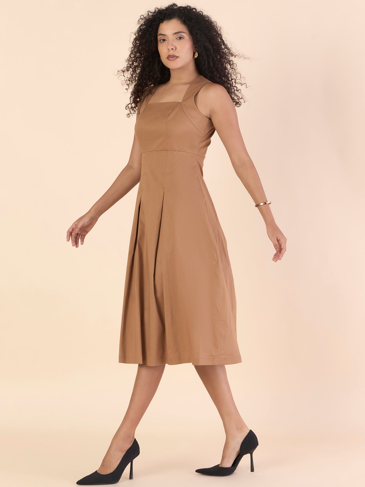 Classic Camel brown Halter Neck Box-Pleated Stretchable Midi Dress