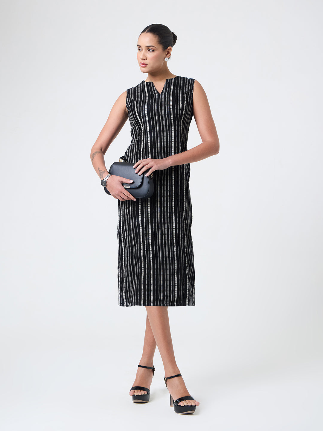 betsey johnson pebble crepe midi dress Adrianna Papell Women's Knit Crepe Pearl Midi Dress, Black, 12