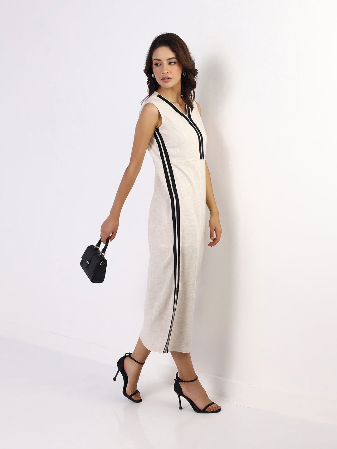 Women Off-White Sheath Maxi Dress