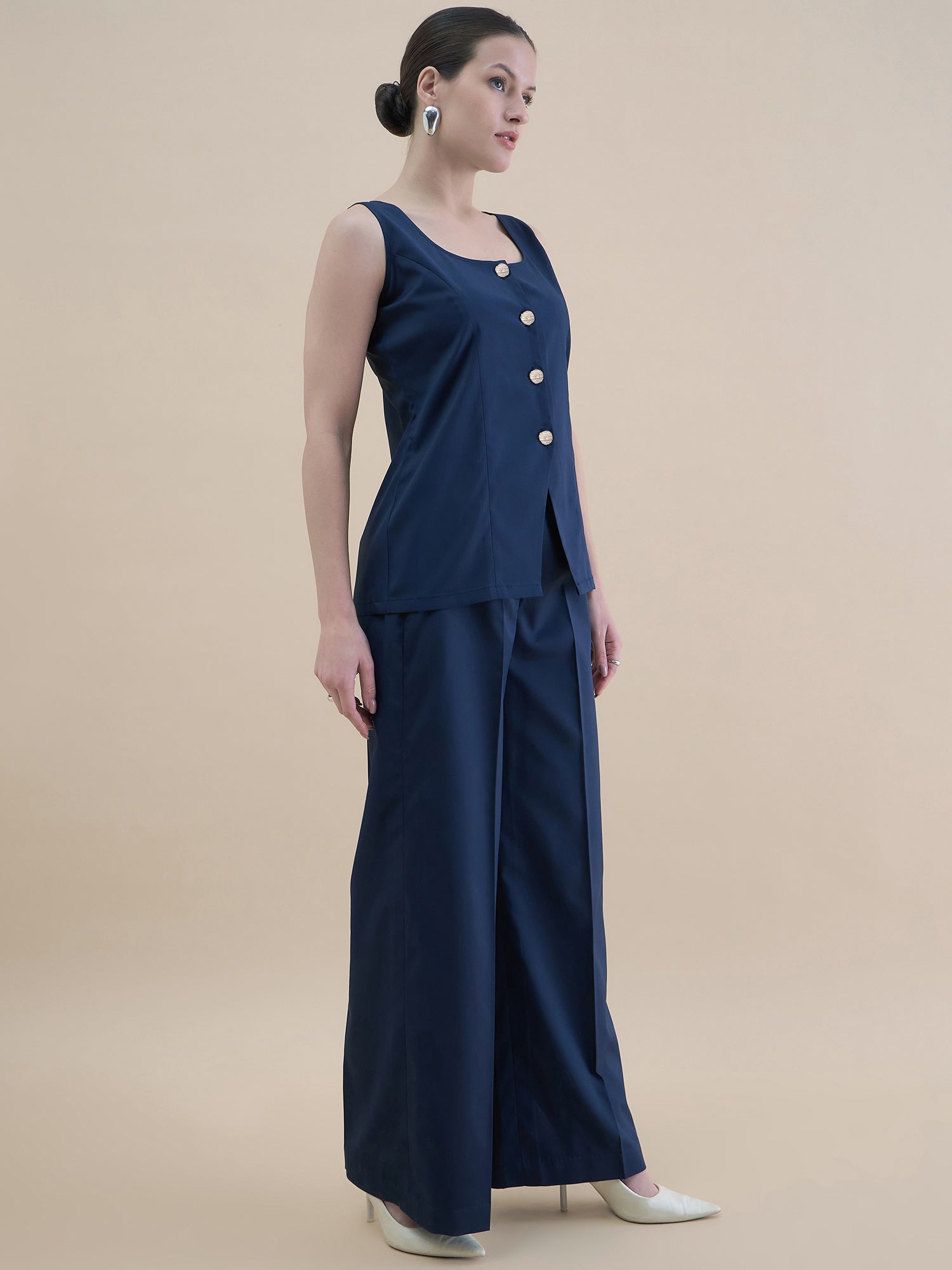 Women U-Neck Straight Fit Waistcoat And Trouser