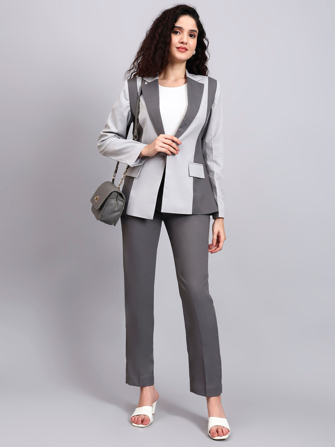 Two-Tone Grey Color Blocking Suit That Defines Power Dressing With Sleek Precision