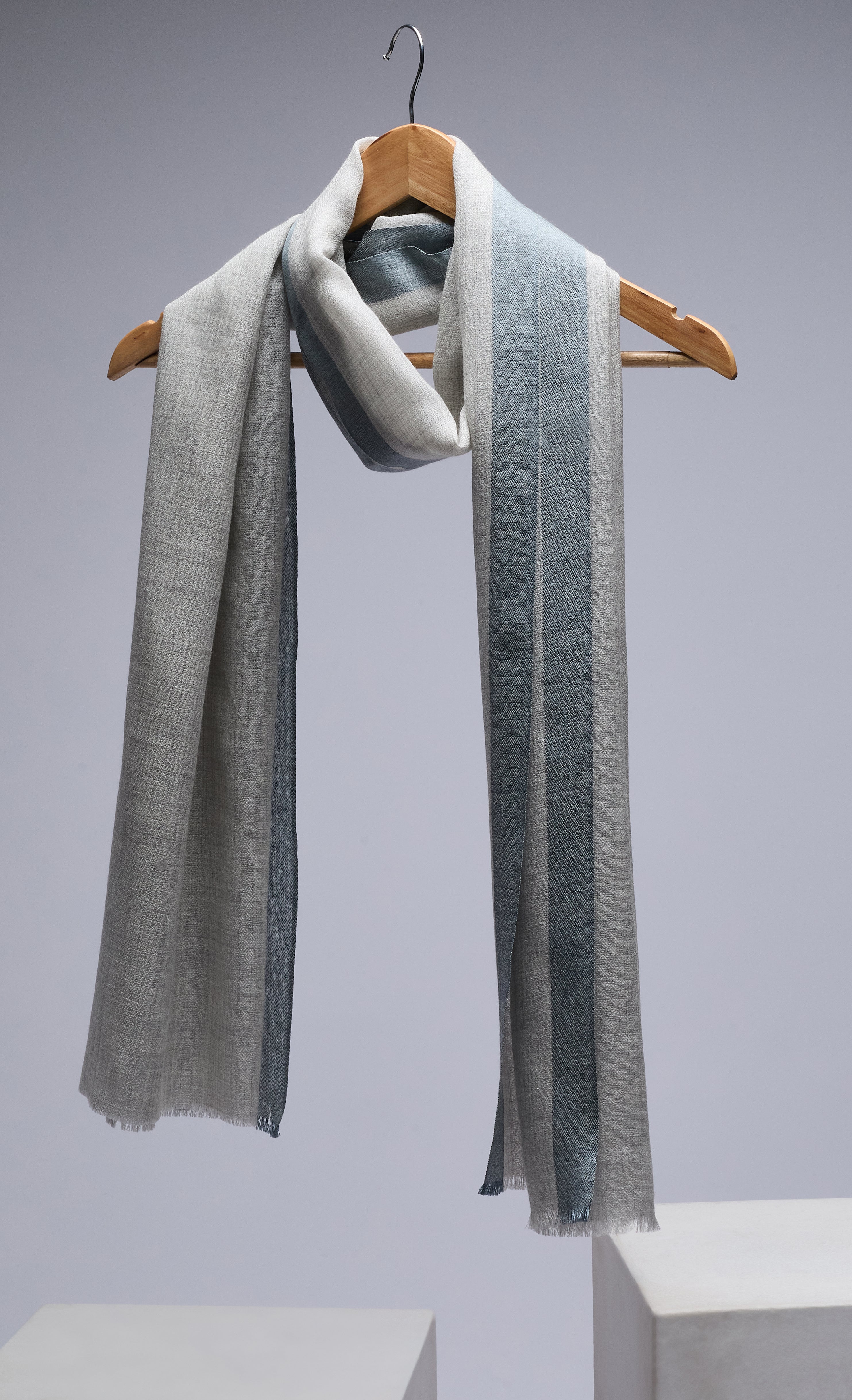 Light Grey Contrast Border Woolen Rectangular Stole for Women
