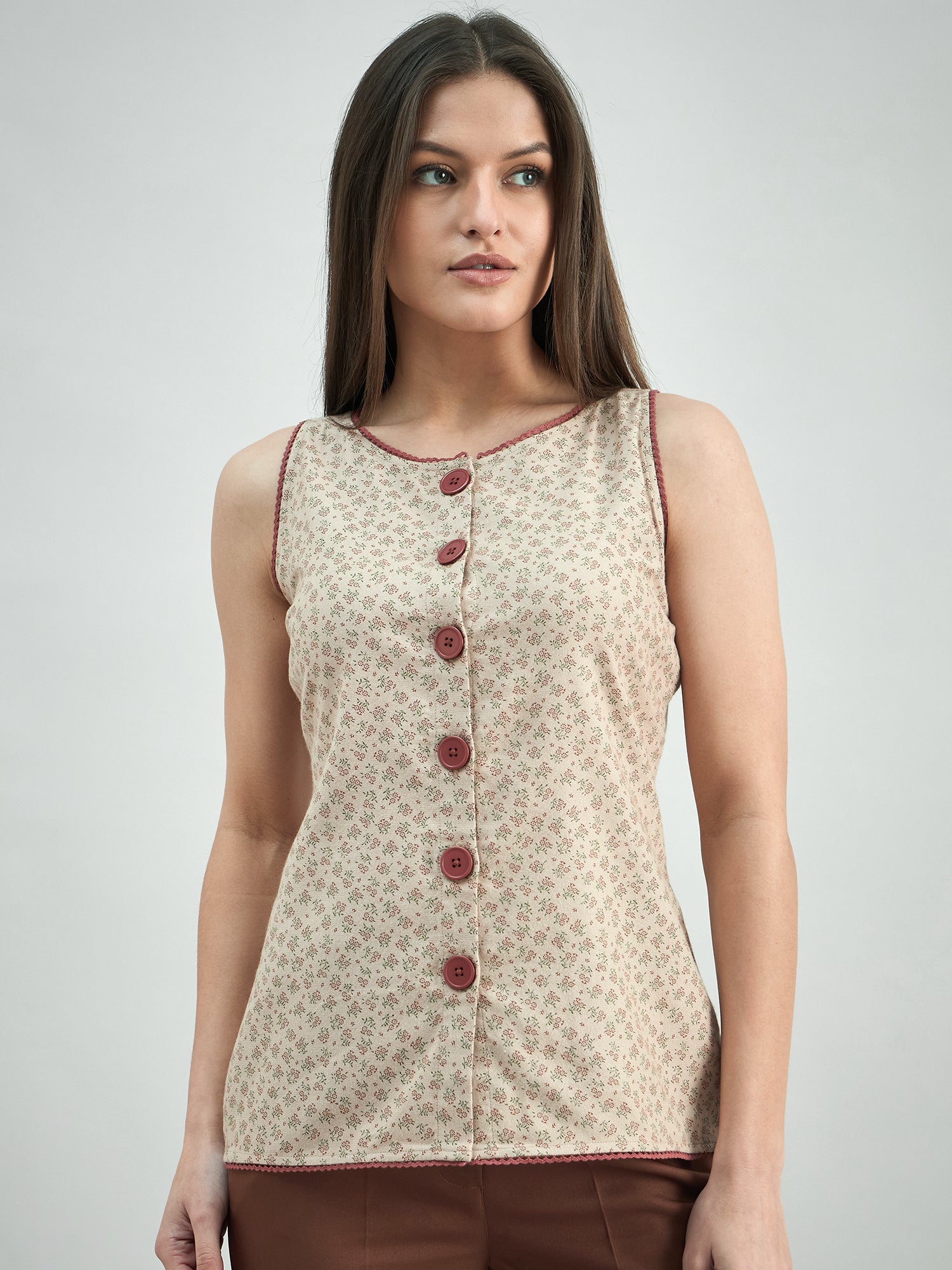 Women Sleeveless Roundneck Lace Trim Detail Top