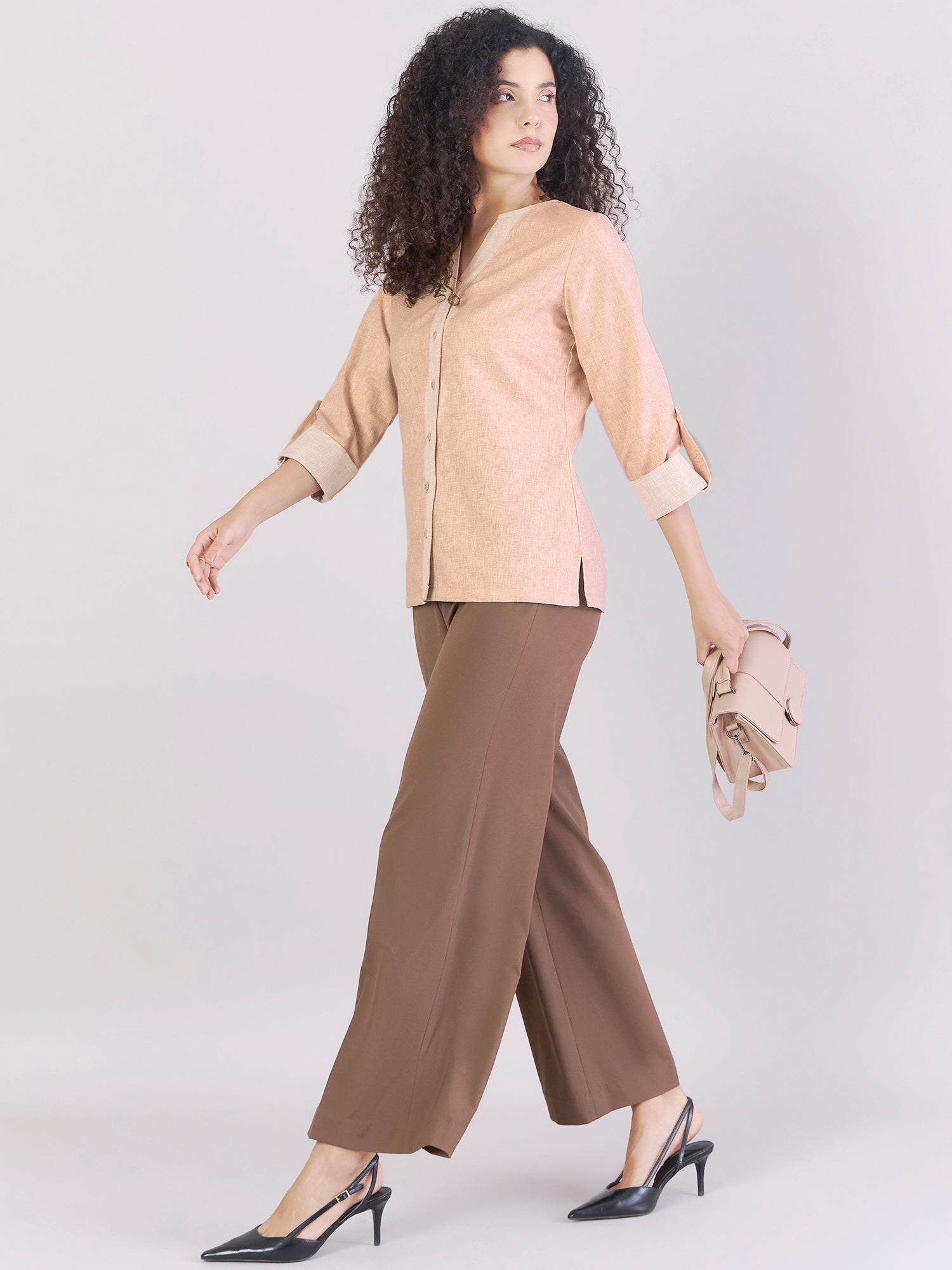 Women Contrast Trims Loose Fit Blouse With Button Details