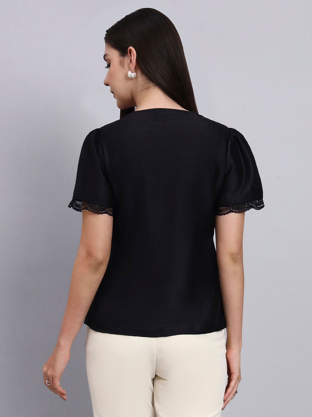 Women Modern Puff Sleeve Top With Pearl Button