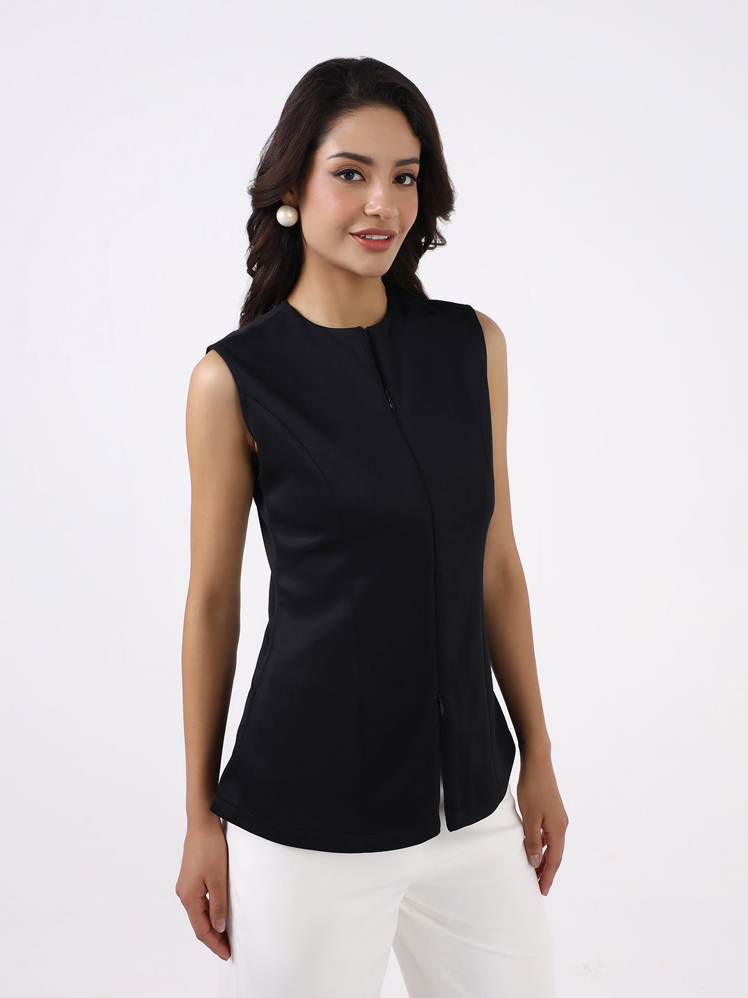 Women Black Sleeveless Top