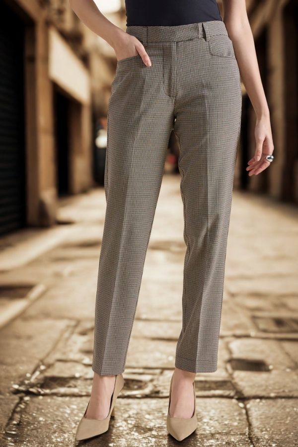 Women Checked High-Rise Slim Fit Easy Wash Formal Trousers