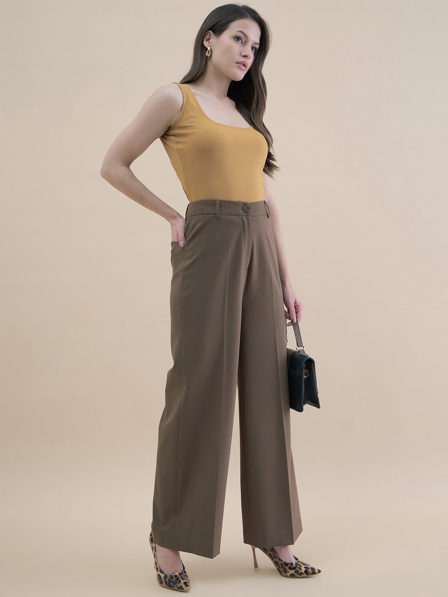 Women High Waist Tailored Fit Straight Leg Trouser In Stretch
