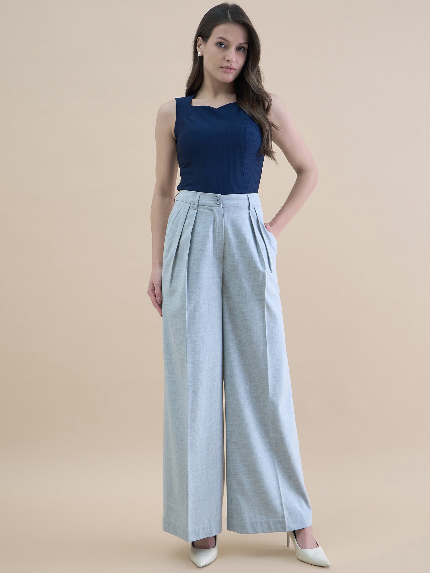 Women Textured Comfort Loose Fit High-Rise Easy Wash Pleated Trousers