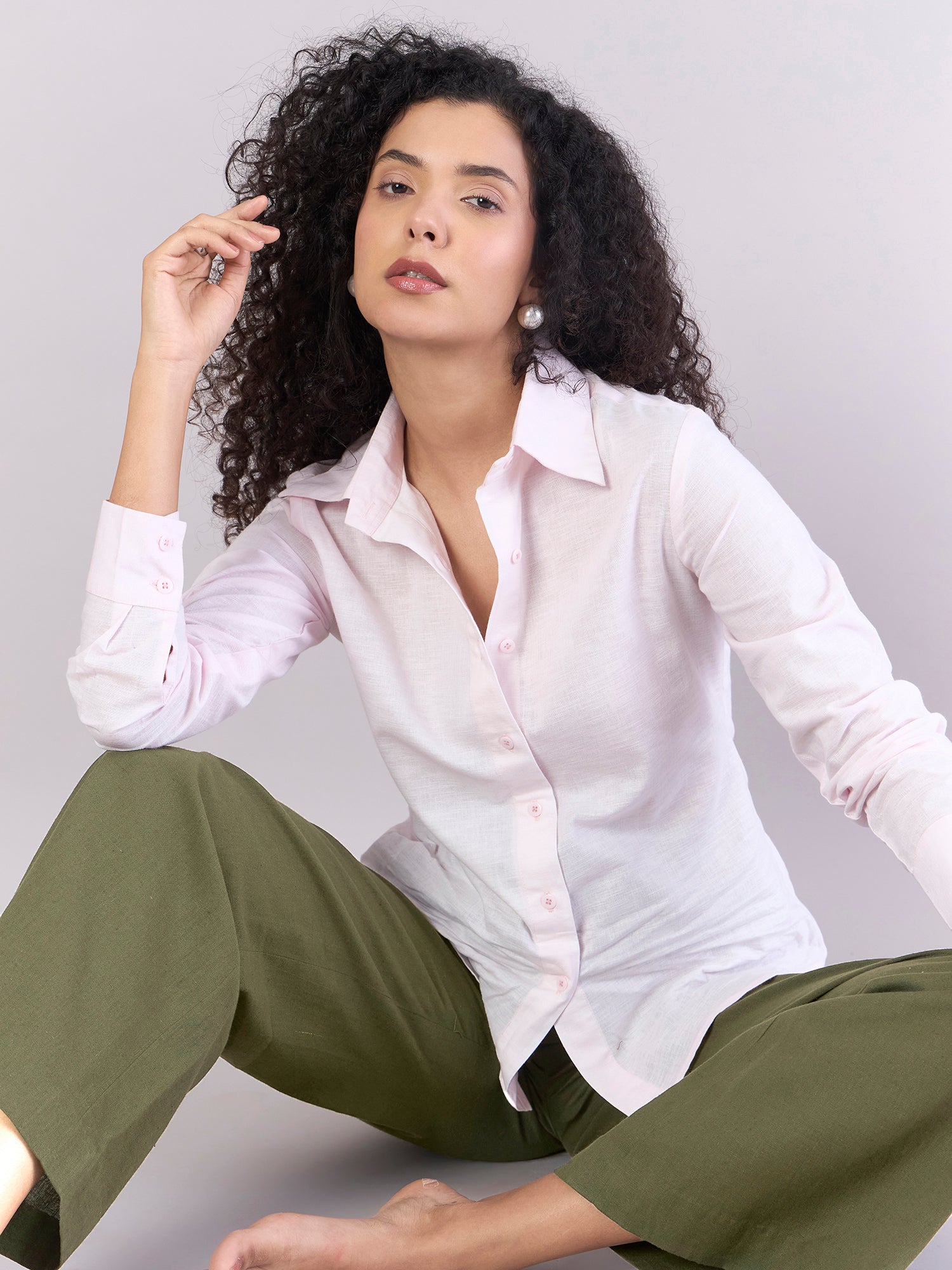 Women Dark Green Pleated Loose Fit High-Waist Cotton Trouser