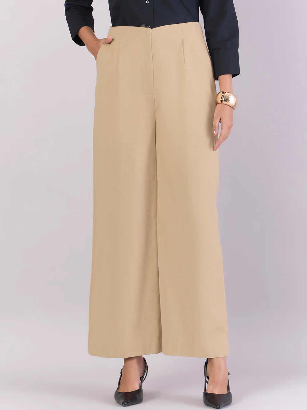 Women Comfort Straight Fit High-Rise Pleated Trousers