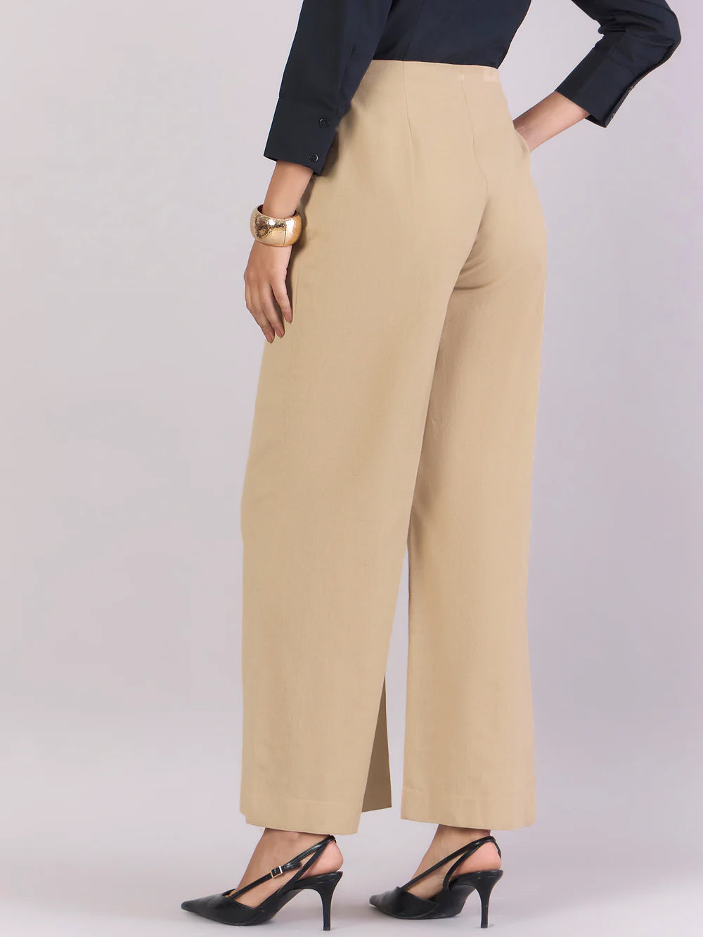 Women Comfort Straight Fit High-Rise Pleated Trousers