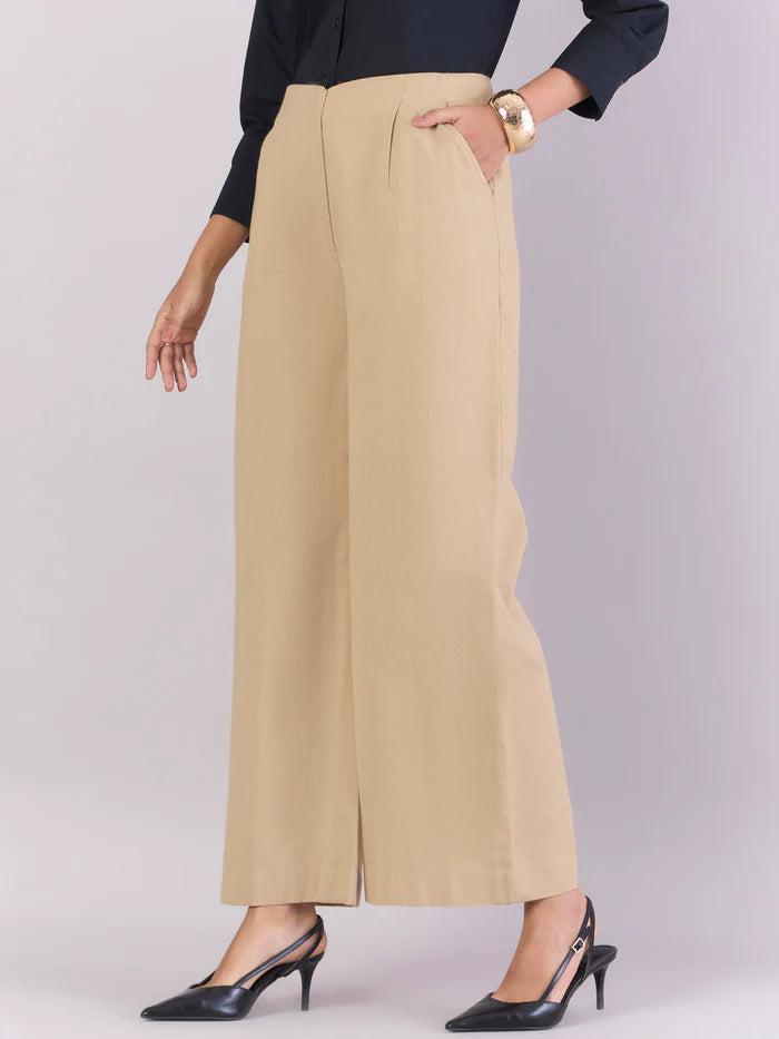 Women Comfort Straight Fit High-Rise Pleated Trousers