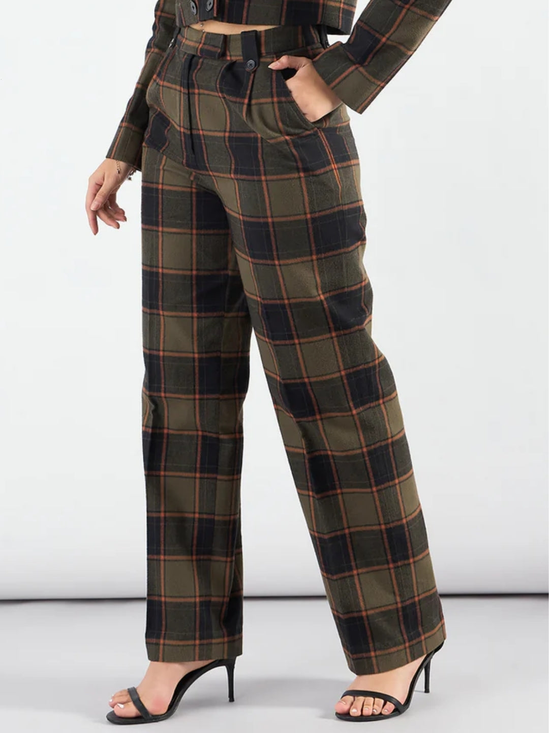Women Green Toned Checkered Warm Trouser
