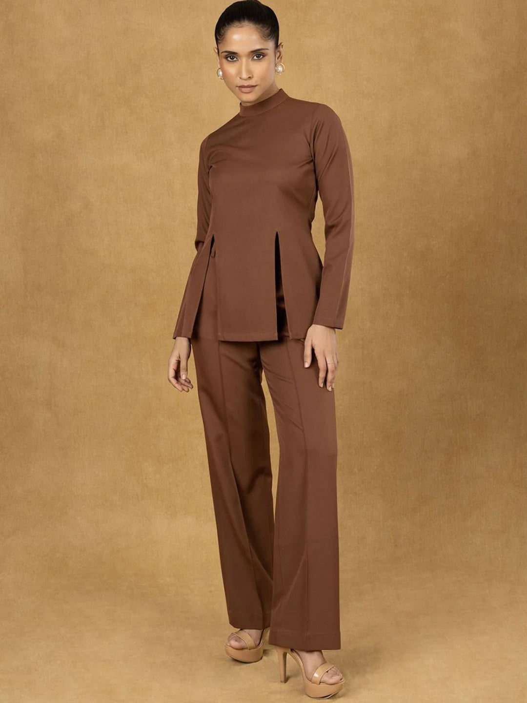 Women Brown Mid-Rise Relaxed Fit Trouser
