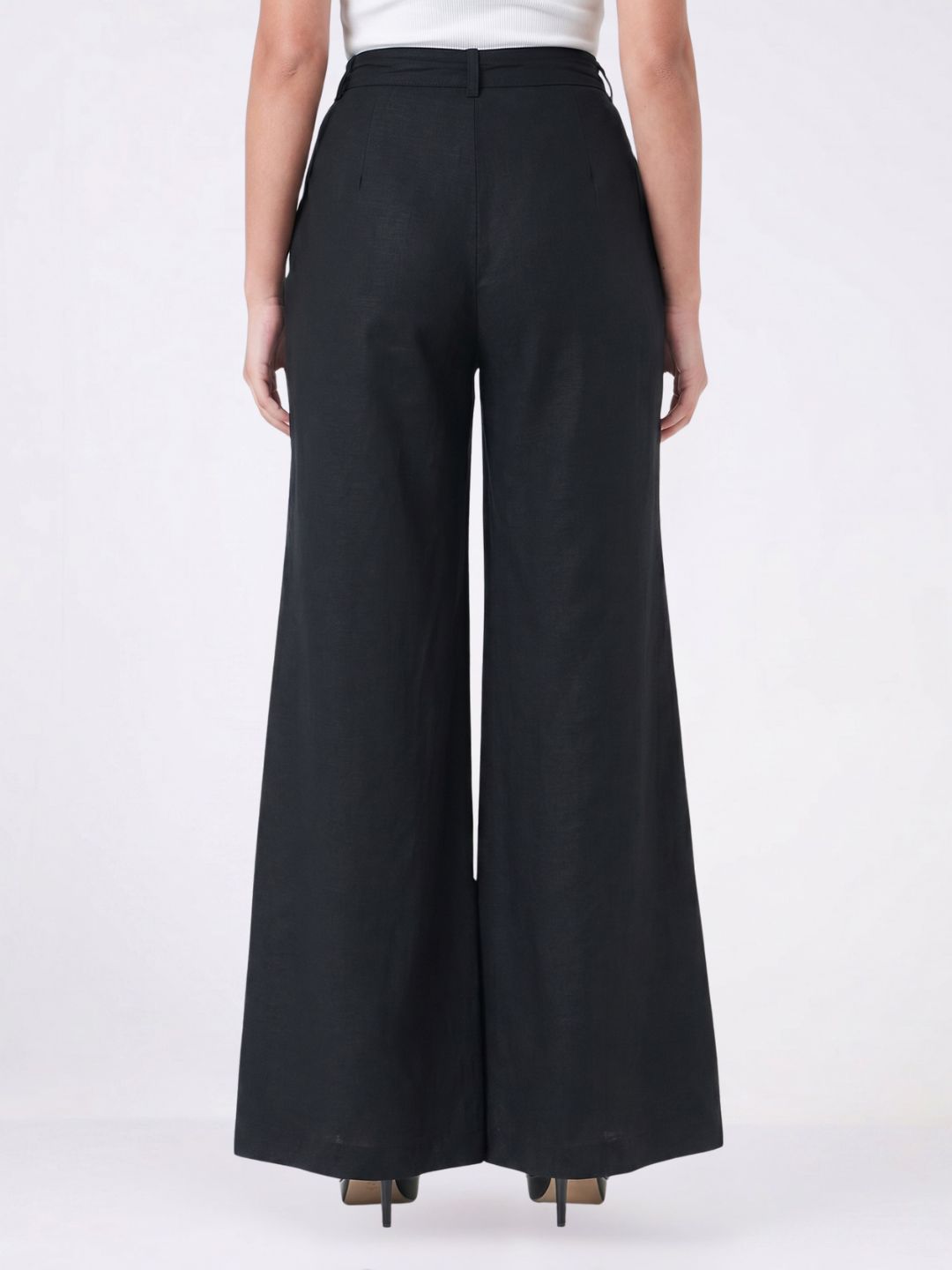 Women Black Stretch High Rise Pleated Trouser