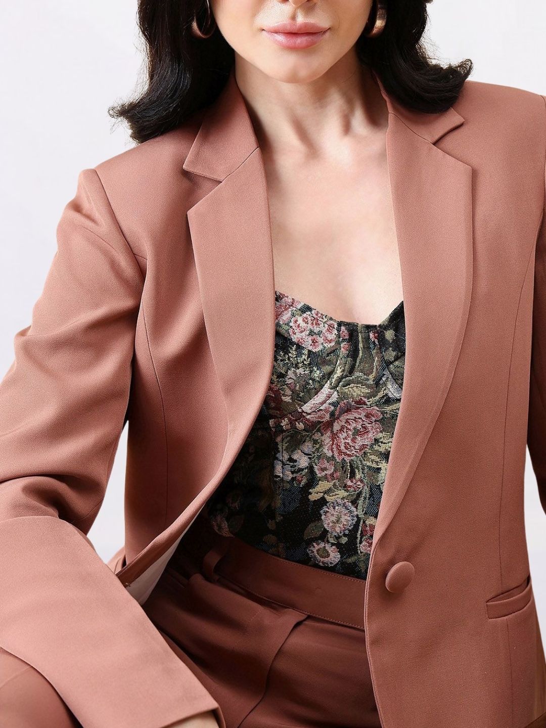 Women Peach Single-Breasted Formal Pantsuit