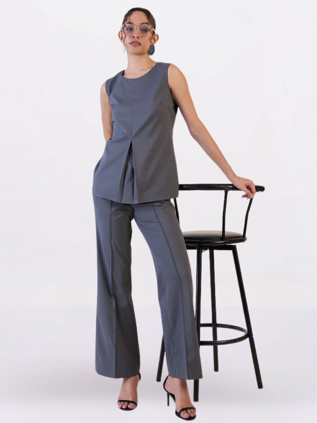 Women Round Neck Top With Straight Trousers
