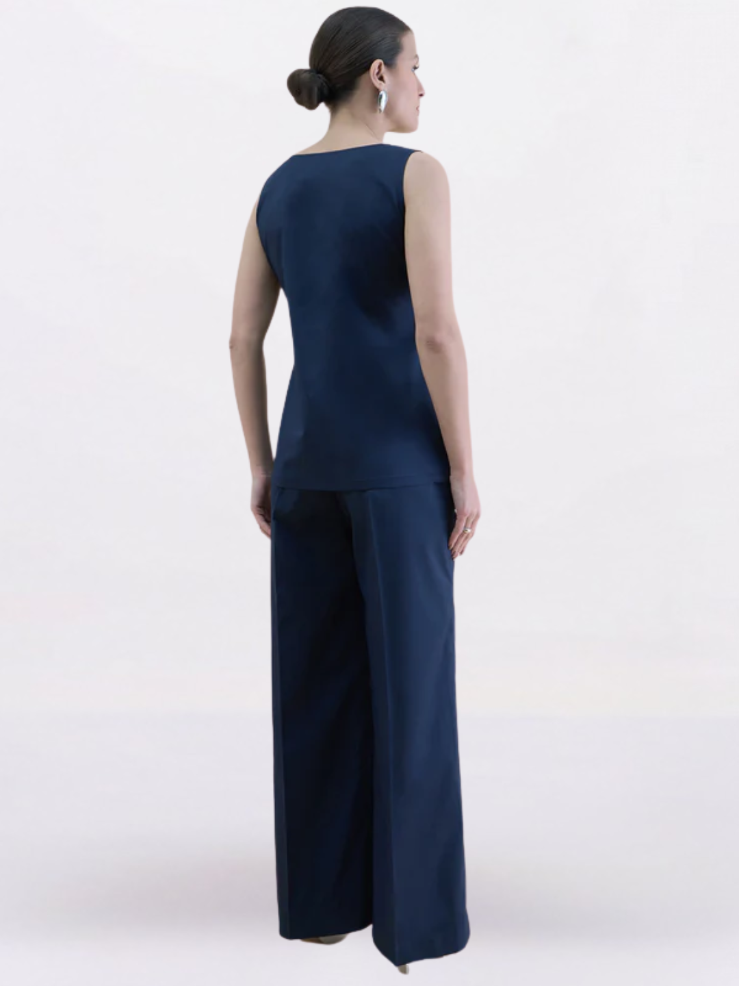 Women U-Neck Straight Fit Waistcoat And Trouser