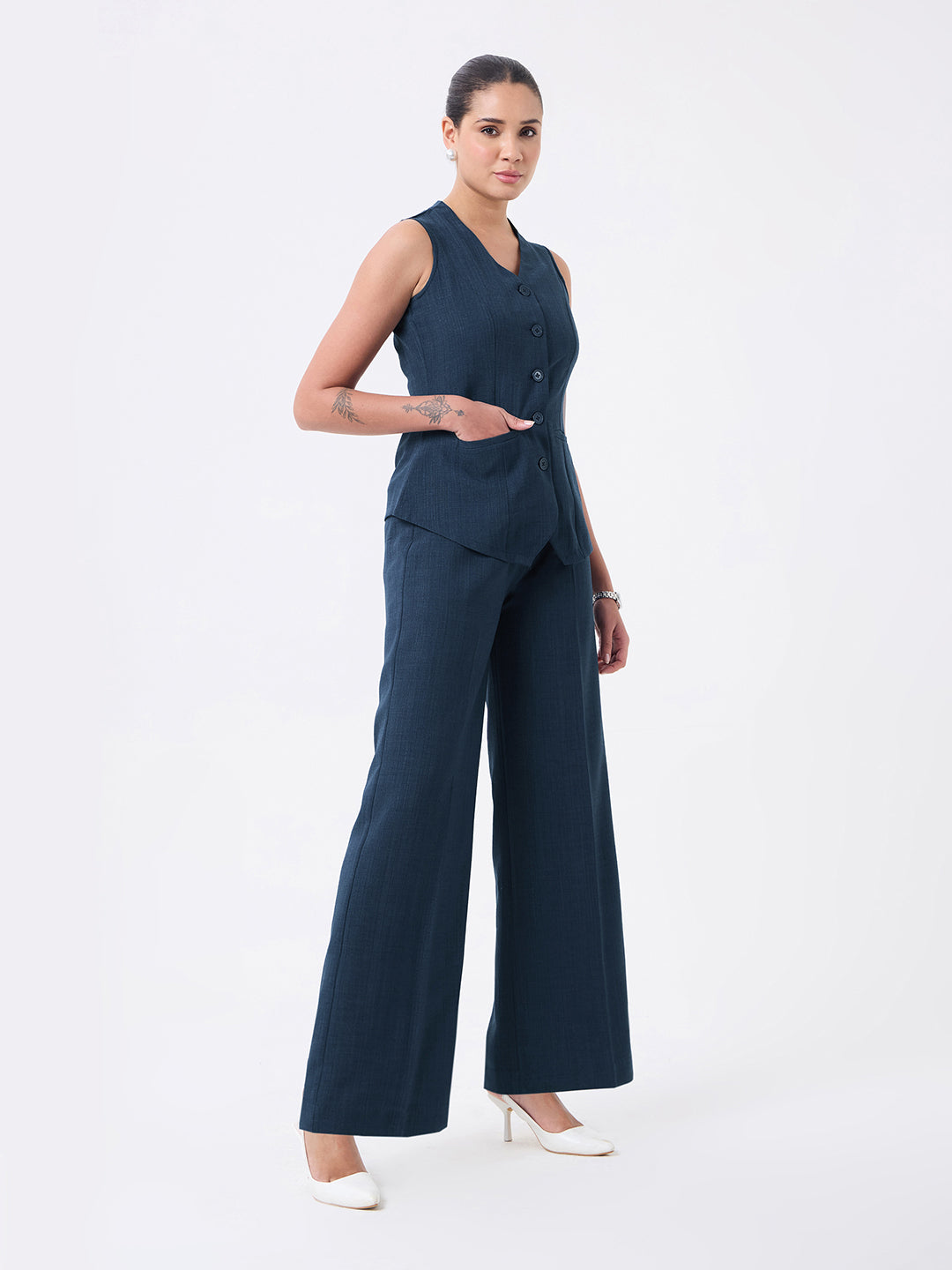 Women Navy Blue Sleeveless Co-ords