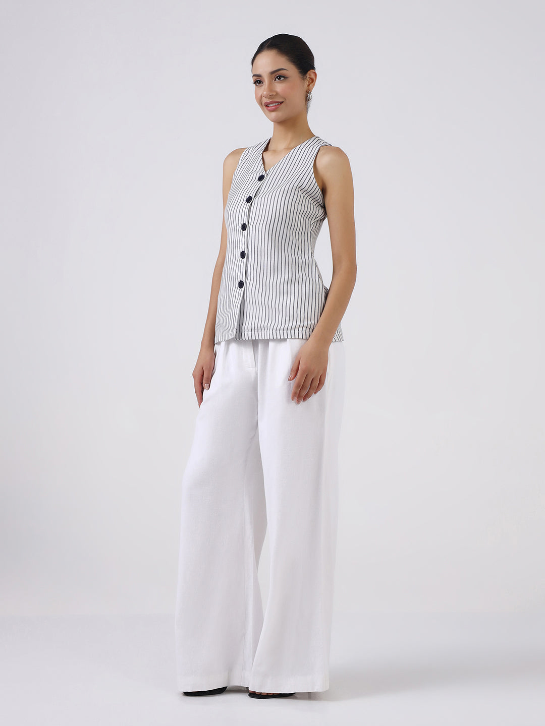 Women White Sleeveless Co-Ord Set