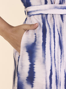 Women Blue Printed Button-Up Slit Hem Shirt Dress With Belt Details