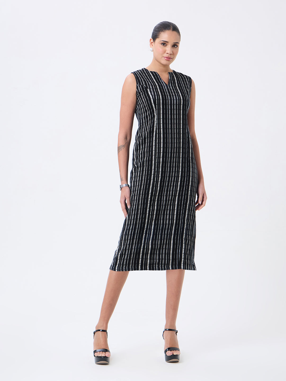 Women Black Midi Straight Dresses